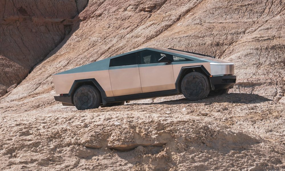 Cybertruck erhält endlich Smart Summon: Tesla bestätigt ASS-Funktion für Pickup
