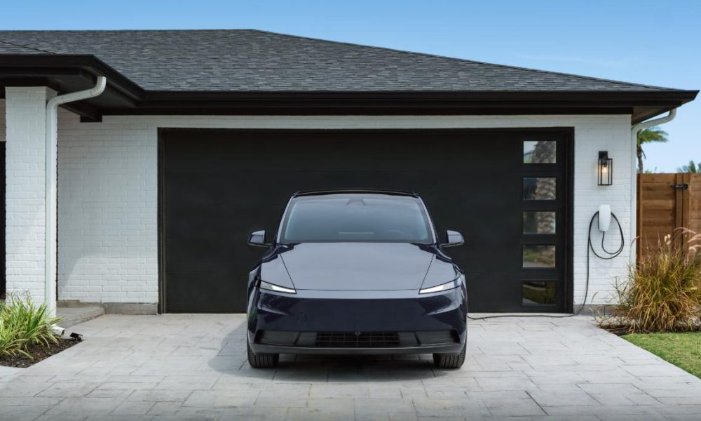 Elon Musk teatab Tesla Full Self-Drivingi suurest parkimisuuendusest