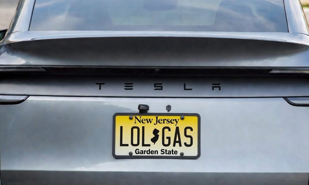 Tesla mobiliseerib New Jersey kliente seaduseelnõu vastu, mis võib robotakso blokeerida
